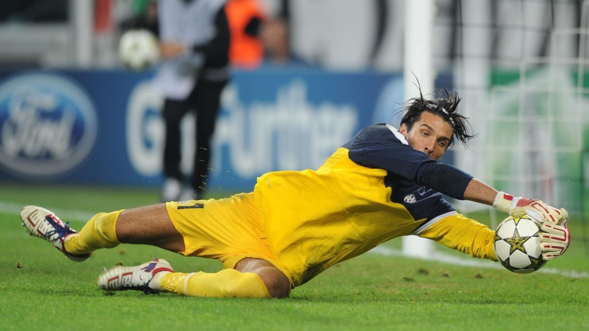 国际体能训练智能测评平台获认证：高校率先采用，国际体能师